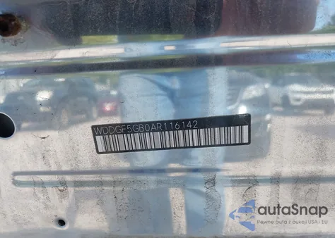 2010 Mercedes-Benz C 350 Sport z USA, uszkodzony, nr VIN WDDGF5GB0AR116142